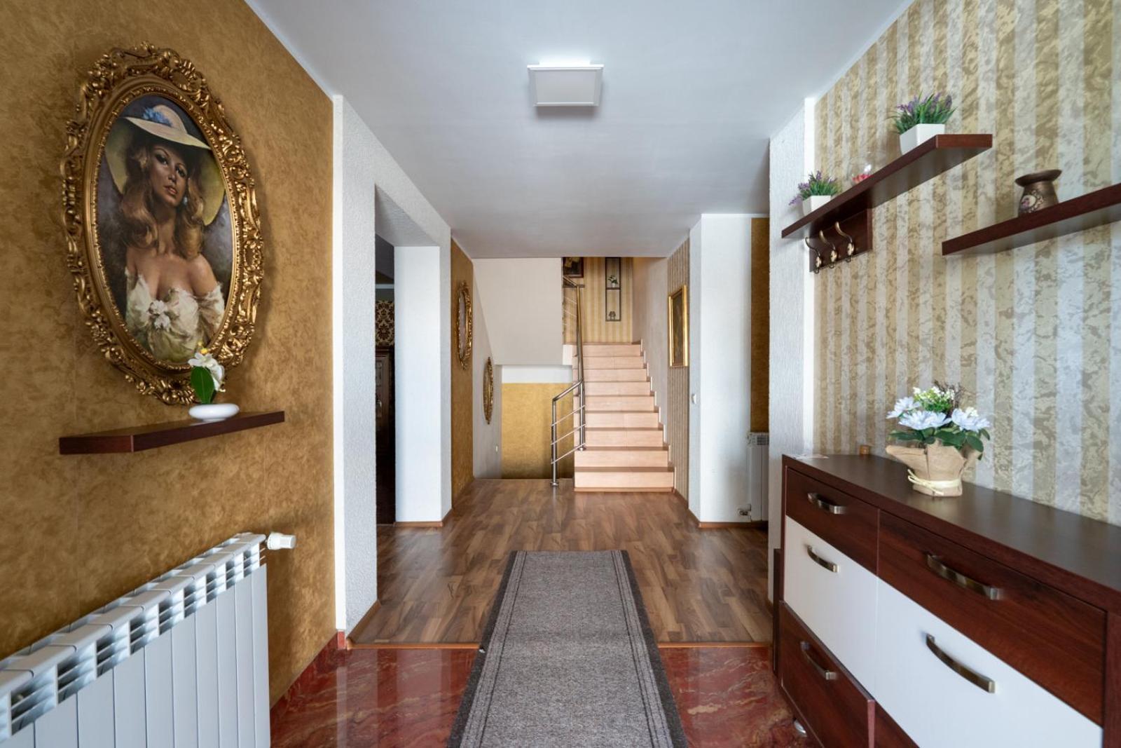 Farawayhomes Aparthotel Near Vienna Airport - Anytime Self Check-In Bruck an der Leitha Eksteriør bilde