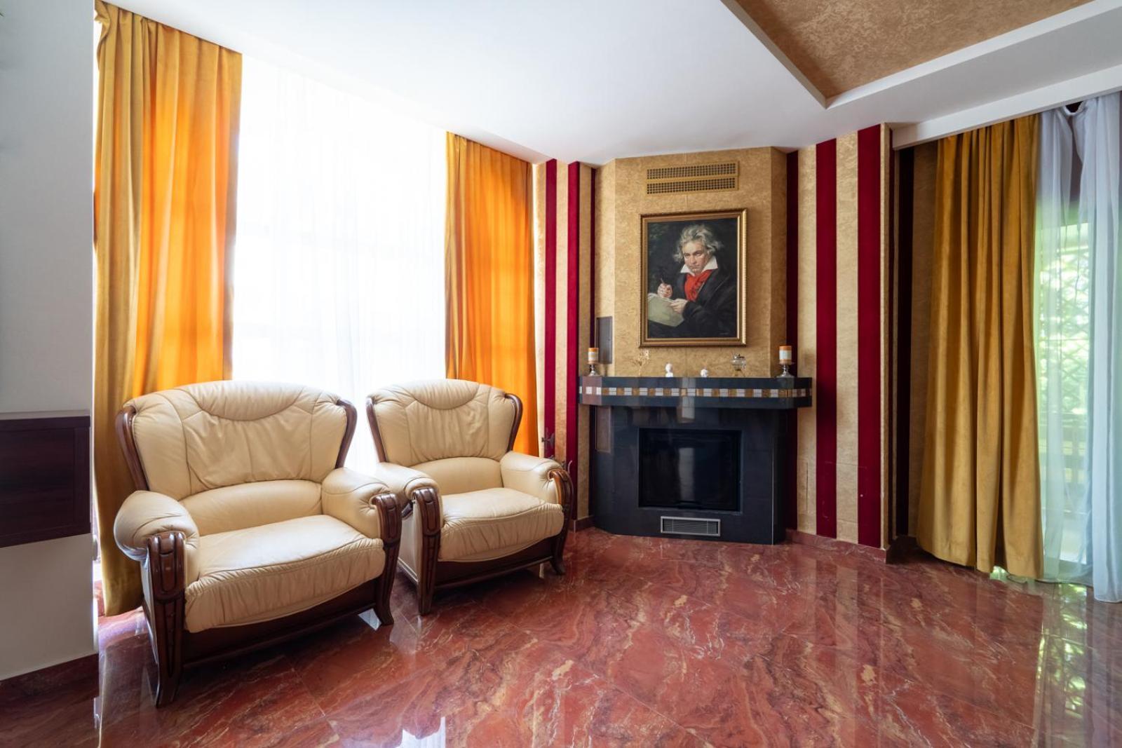 Farawayhomes Aparthotel Near Vienna Airport - Anytime Self Check-In Bruck an der Leitha Eksteriør bilde