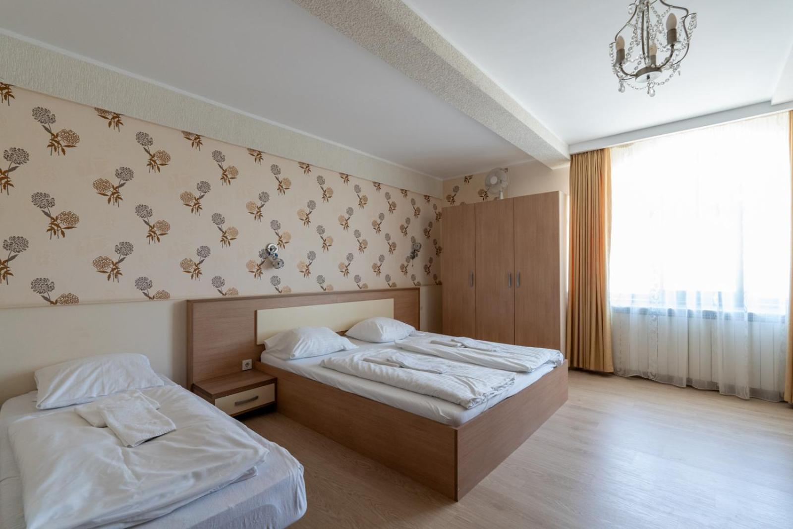 Farawayhomes Aparthotel Near Vienna Airport - Anytime Self Check-In Bruck an der Leitha Eksteriør bilde