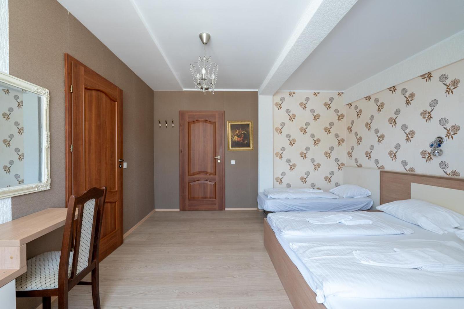 Farawayhomes Aparthotel Near Vienna Airport - Anytime Self Check-In Bruck an der Leitha Eksteriør bilde