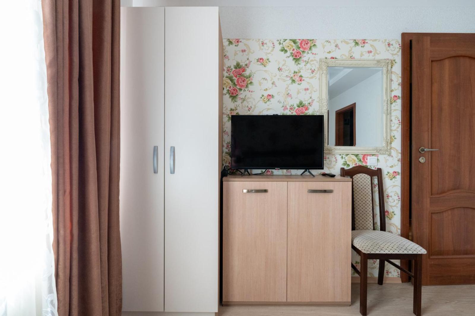 Farawayhomes Aparthotel Near Vienna Airport - Anytime Self Check-In Bruck an der Leitha Eksteriør bilde